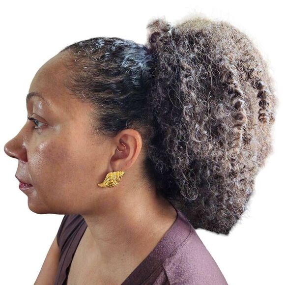 Vintage Kenneth J. Lane for Avon Shell-Shaped Clip-On Earrings | 1.50" | Gold-To - Picture 5 of 9